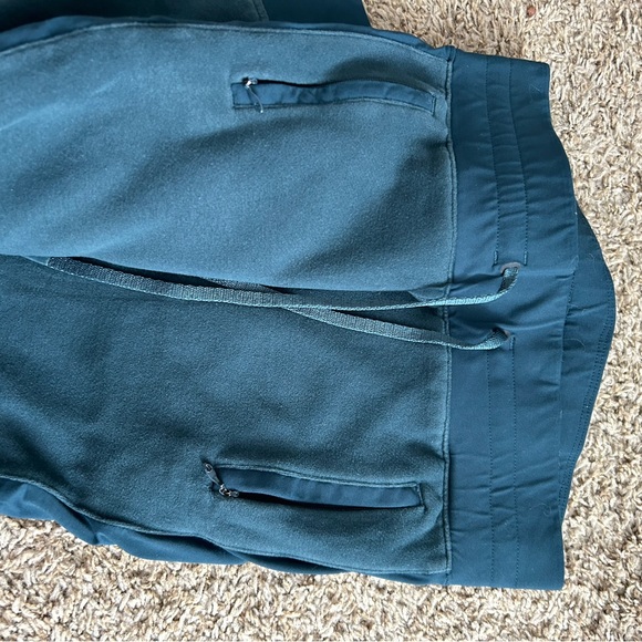 Lululemon joggers - Picture 2 of 2
